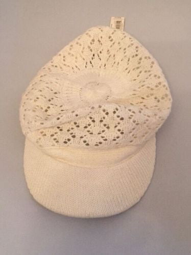 Top Hat, White Woman's Knit Cabbie One Size