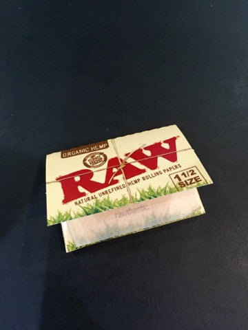 Raw Natural Unrefined Organic Hemp Rolling Papers Size 11/2"